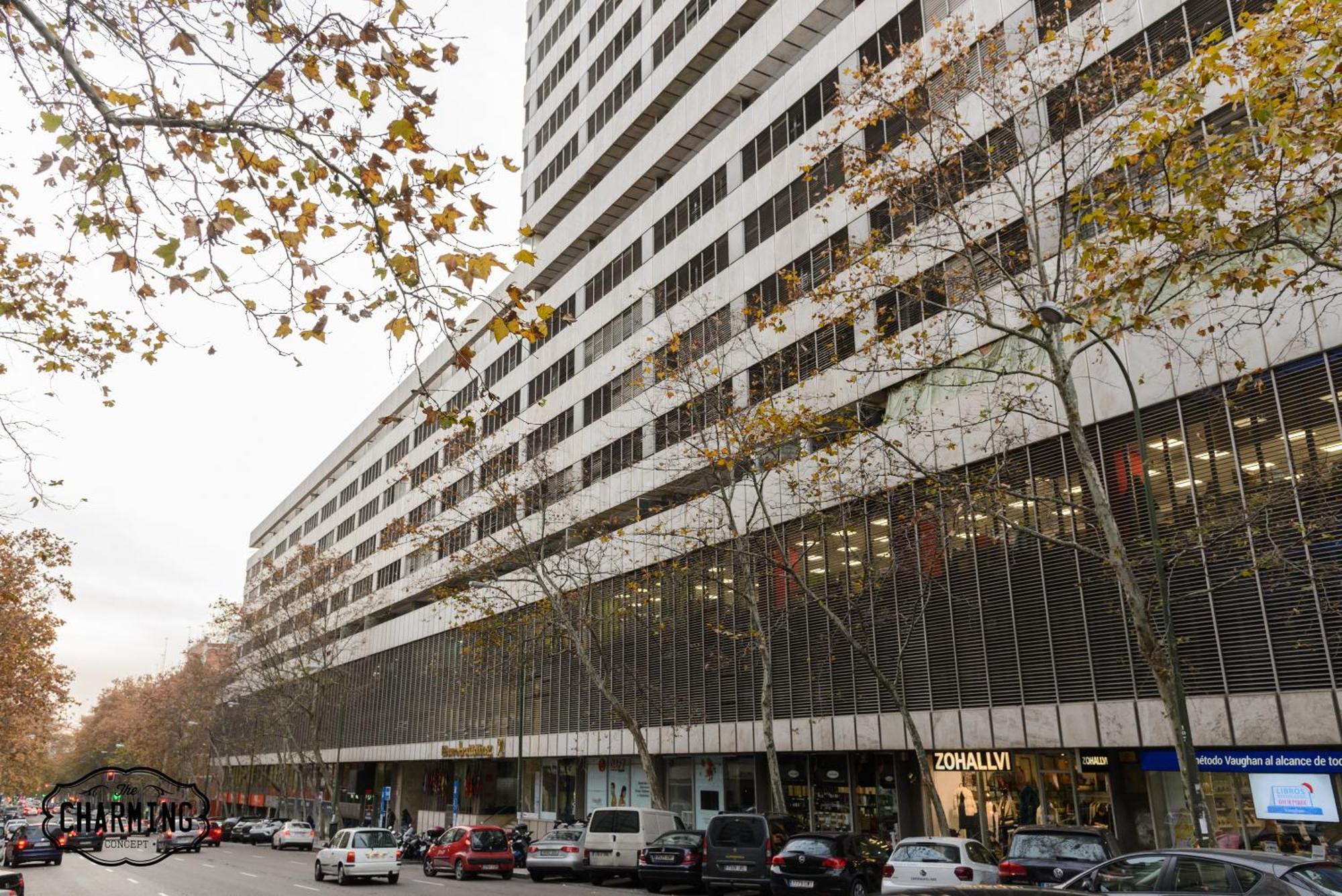 Апартаменты Charming Eurobuilding 2 Terrace Exclusive - Plaza De Parking Мадрид Экстерьер фото