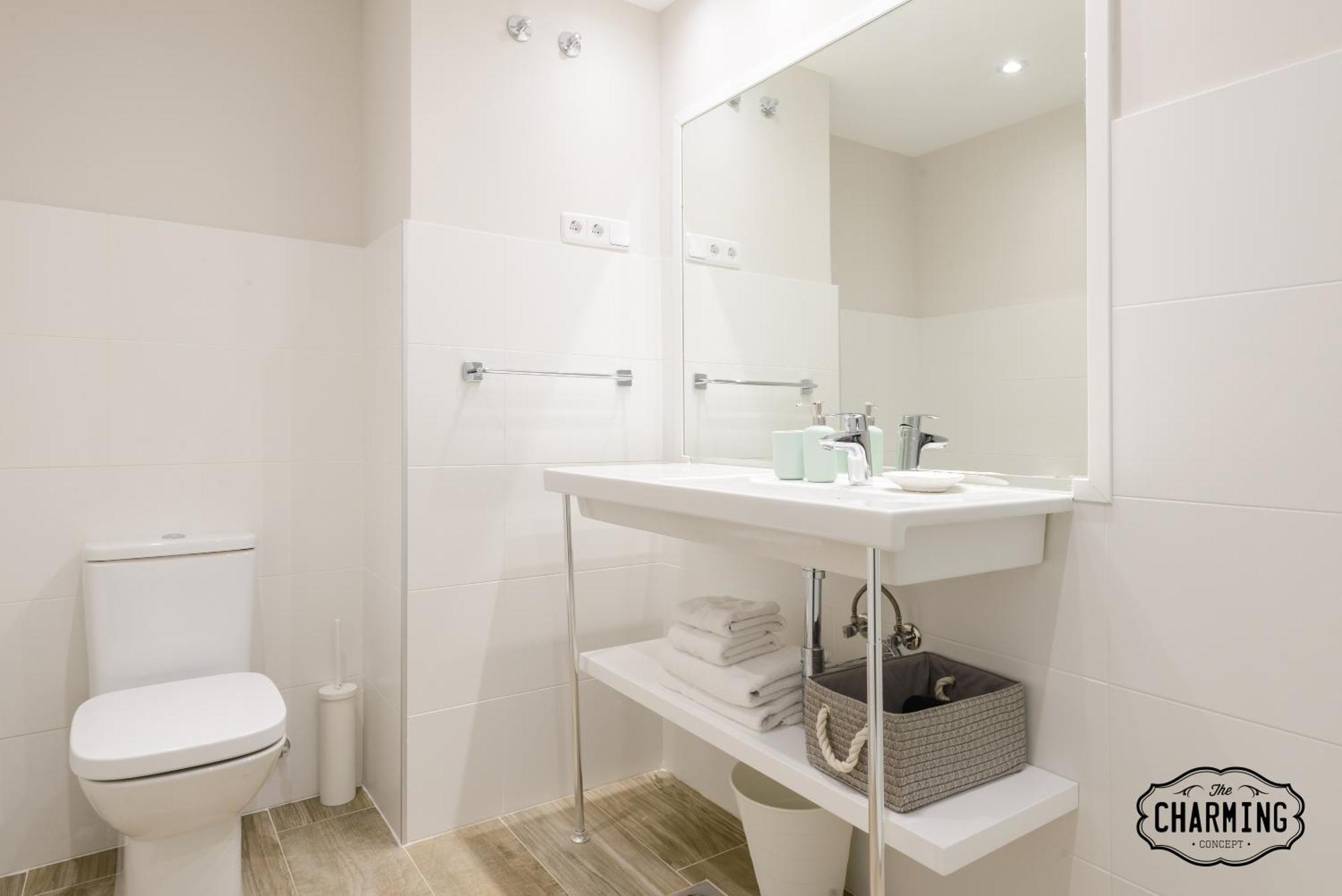 Апартаменты Charming Eurobuilding 2 Terrace Exclusive - Plaza De Parking Мадрид Экстерьер фото