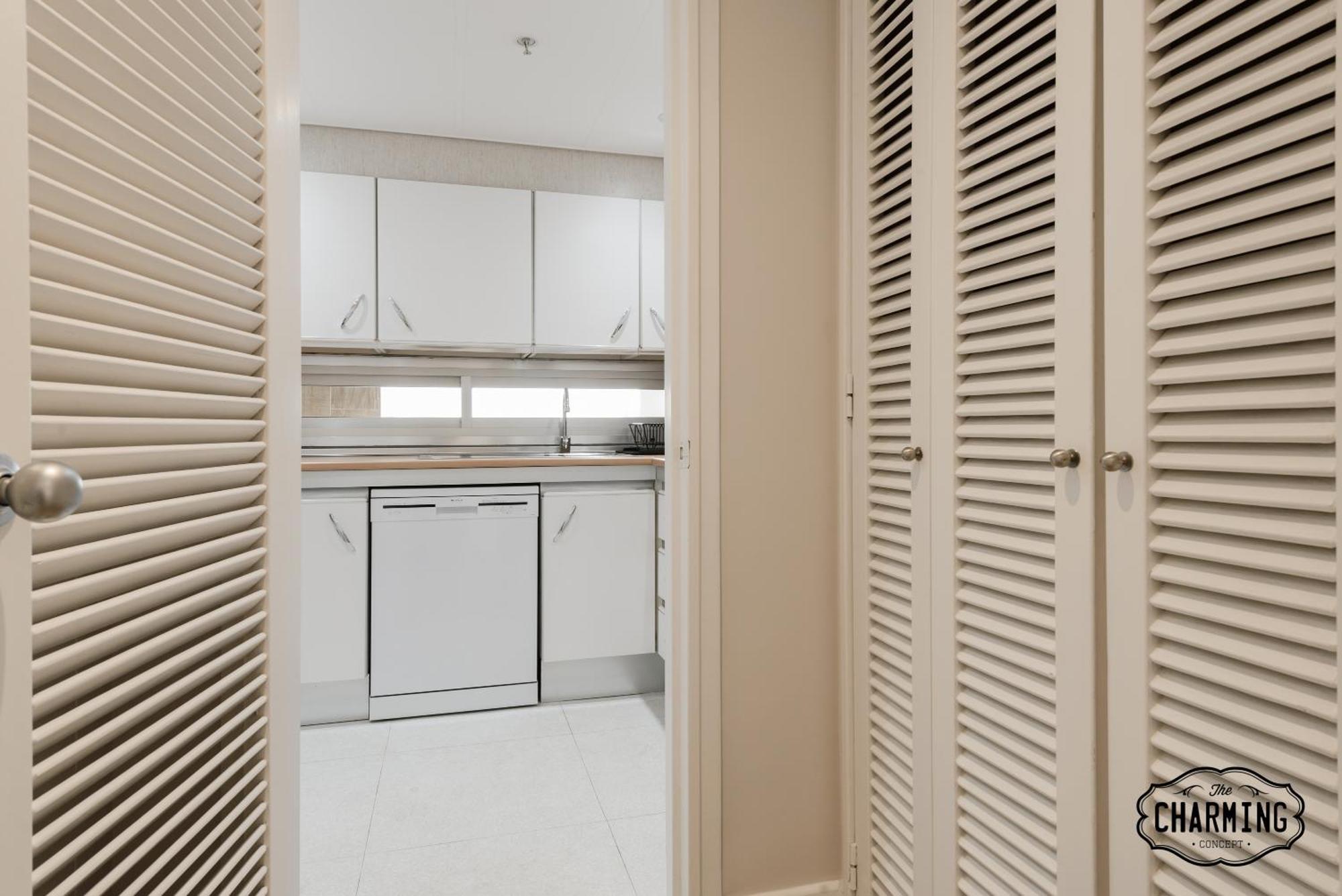 Апартаменты Charming Eurobuilding 2 Terrace Exclusive - Plaza De Parking Мадрид Экстерьер фото