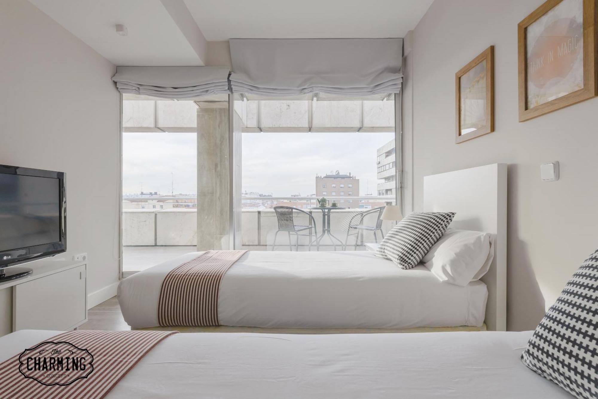 Апартаменты Charming Eurobuilding 2 Terrace Exclusive - Plaza De Parking Мадрид Экстерьер фото