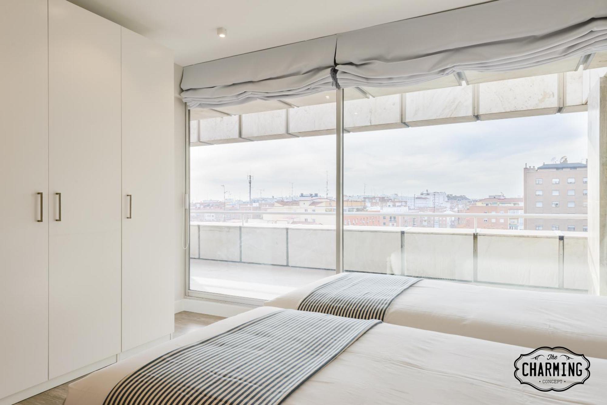 Апартаменты Charming Eurobuilding 2 Terrace Exclusive - Plaza De Parking Мадрид Экстерьер фото